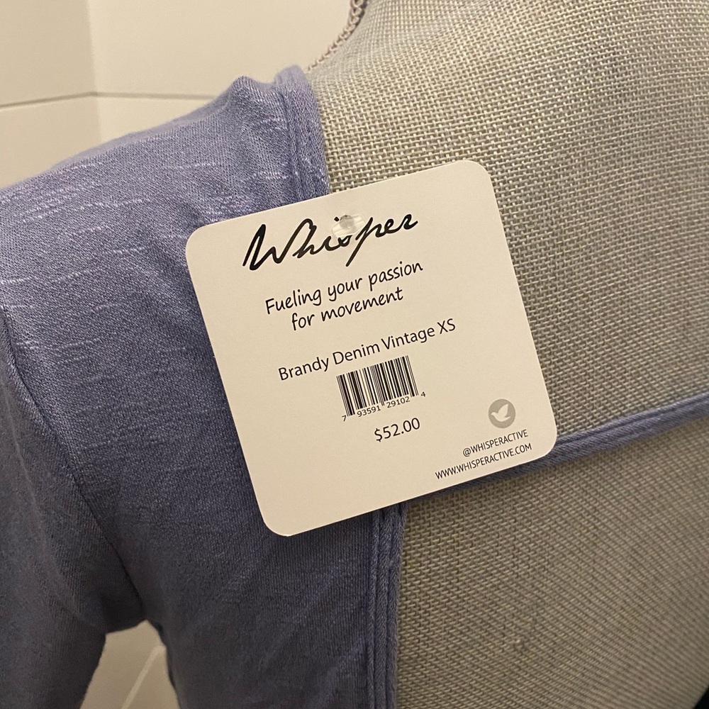 Backless Yoga/Workout Top - Picture 6 of 7